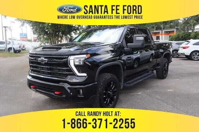 2025 Chevrolet Silverado 2500HD LTZ — photo 1 of 13