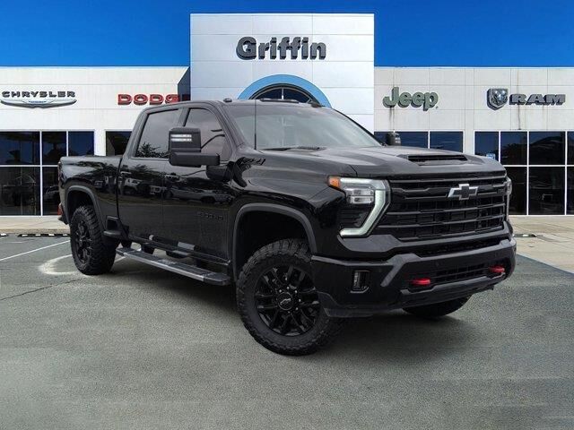 2025 Chevrolet Silverado 2500HD LTZ — photo 1 of 13