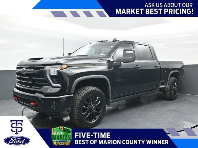 2025 Chevrolet Silverado 2500HD LTZ — photo 1 of 13