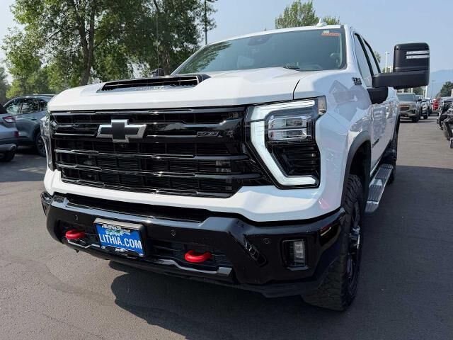 2025 Chevrolet Silverado 3500HD LTZ — photo 1 of 26