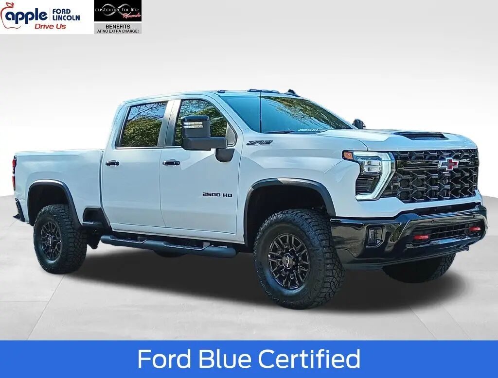 2026 Chevrolet Silverado 2500HD ZR2 — photo 1 of 13