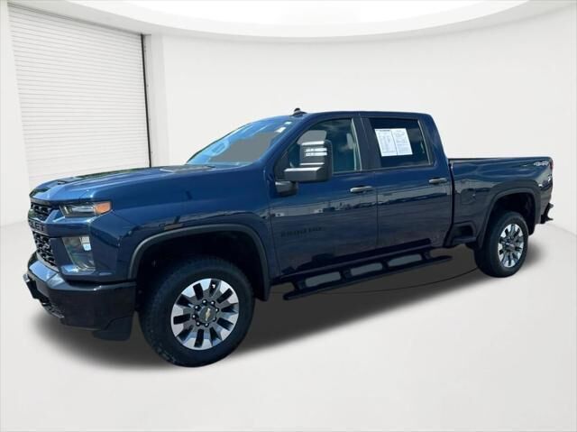 2022 Chevrolet Silverado 2500HD Custom — photo 1 of 57