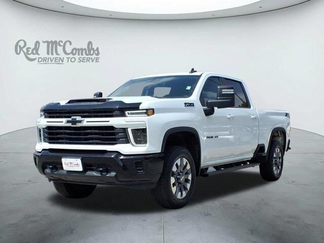2024 Chevrolet Silverado 2500HD Custom — photo 1 of 13