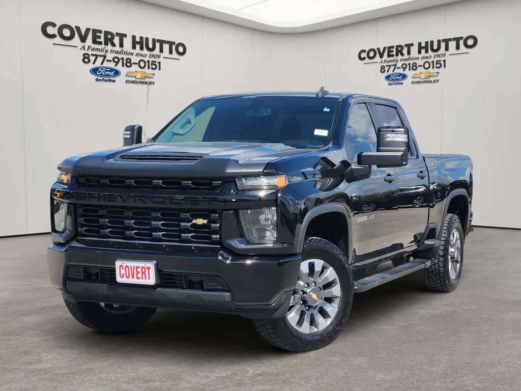2022 Chevrolet Silverado 2500HD Custom — photo 1 of 13