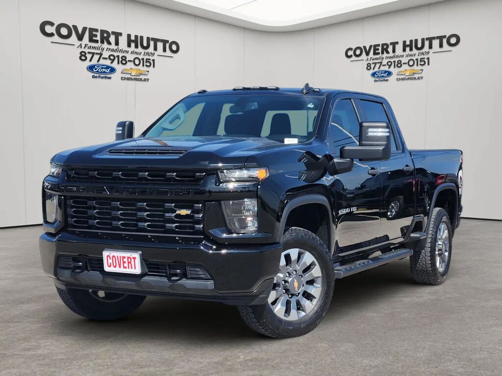 2023 Chevrolet Silverado 2500HD Custom — photo 1 of 13