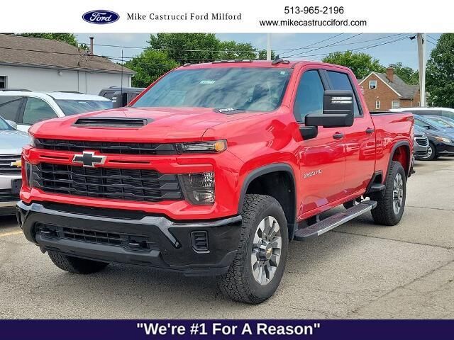 2024 Chevrolet Silverado 2500HD Custom — photo 1 of 26