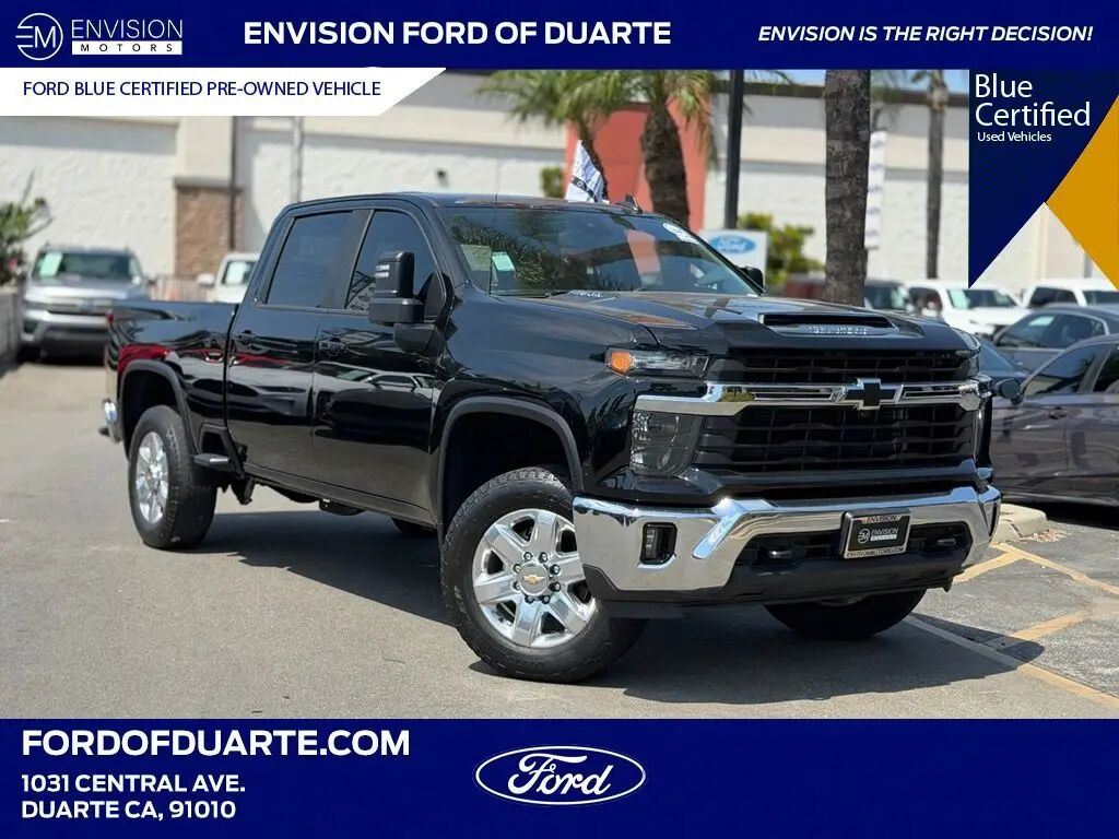 2024 Chevrolet Silverado 2500HD LT — photo 1 of 11