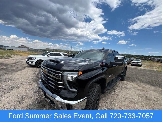2024 Chevrolet Silverado 2500HD LTZ — photo 1 of 13
