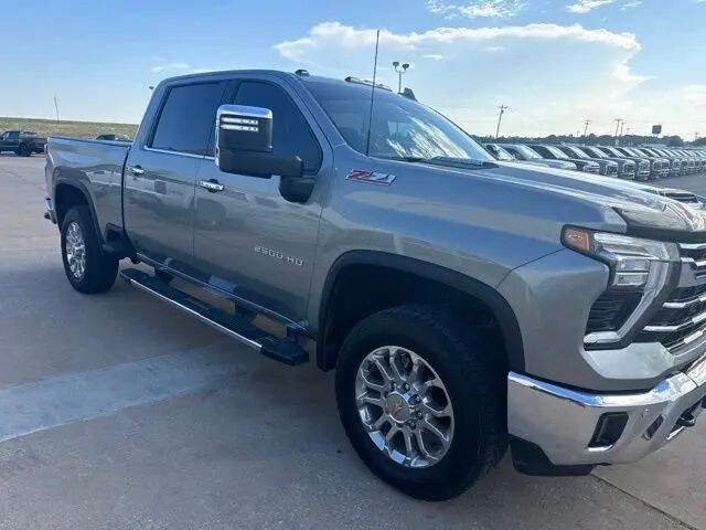 2024 Chevrolet Silverado 2500HD LTZ — photo 1 of 13