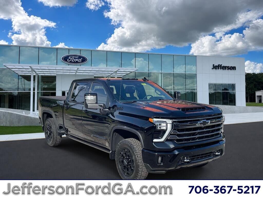 2024 Chevrolet Silverado 2500HD High Country — photo 1 of 2