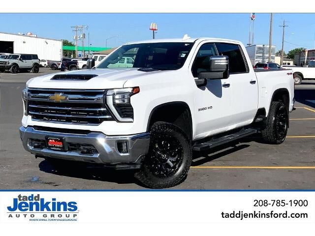 2024 Chevrolet Silverado 3500HD LTZ — photo 1 of 12