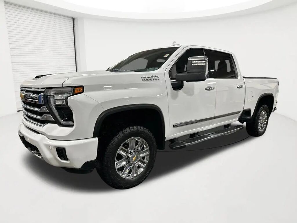 2024 Chevrolet Silverado 3500HD High Country — photo 1 of 13