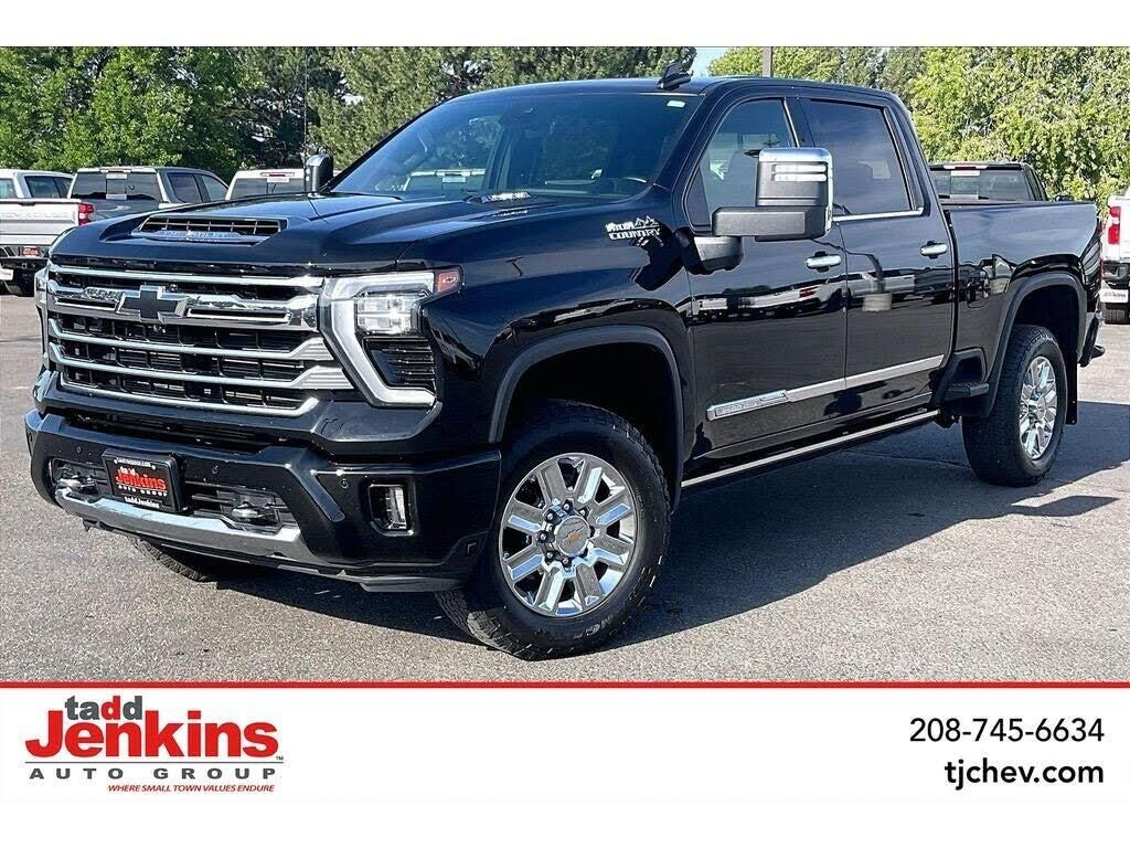 2024 Chevrolet Silverado 3500HD High Country — photo 1 of 4