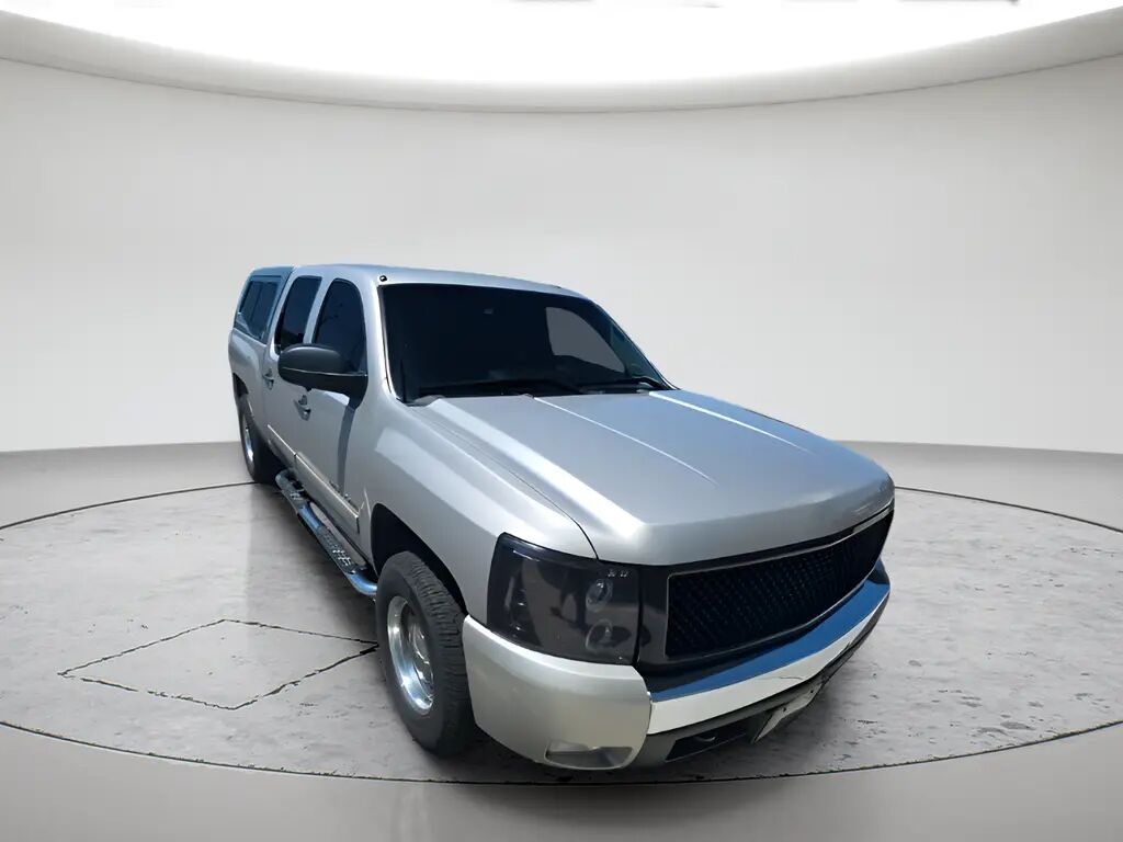 2007 Chevrolet Silverado 1500 LT1 — photo 1 of 16