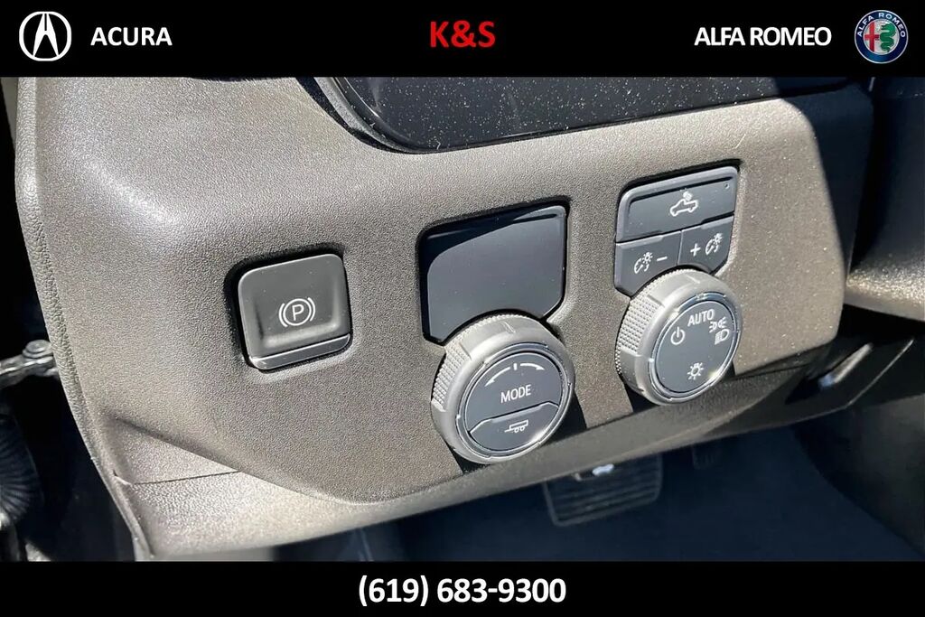 2023 Chevrolet Silverado 1500 LT — photo 1 of 16