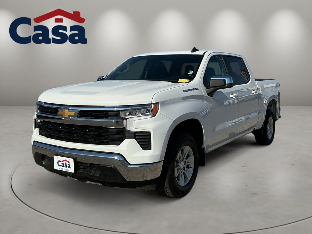2025 Chevrolet Silverado 1500 LT — photo 1 of 13