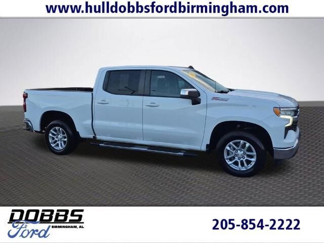 2023 Chevrolet Silverado 1500 LT — photo 1 of 32