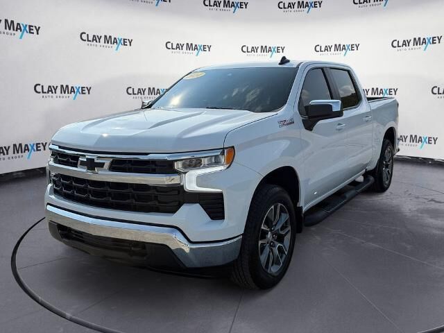 2024 Chevrolet Silverado 1500 LT — photo 1 of 26