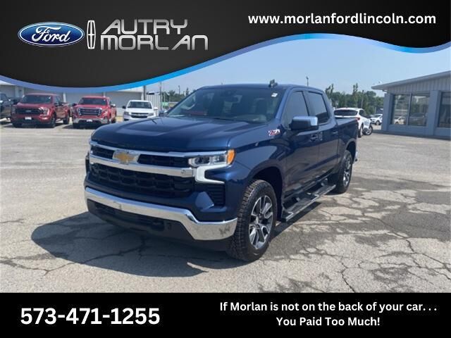 2023 Chevrolet Silverado 1500 LT — photo 1 of 26