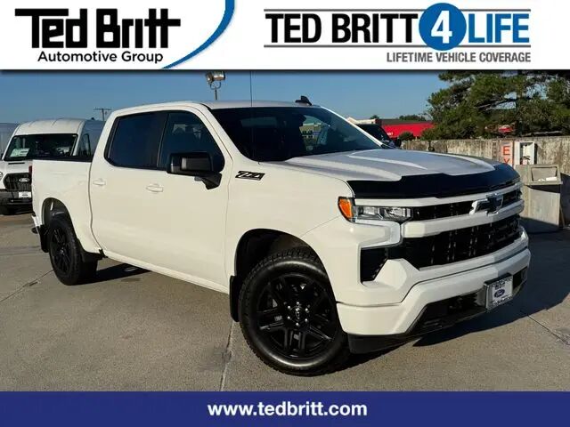 2024 Chevrolet Silverado 1500 RST — photo 1 of 13
