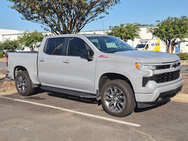 2024 Chevrolet Silverado 1500 RST — photo 1 of 10