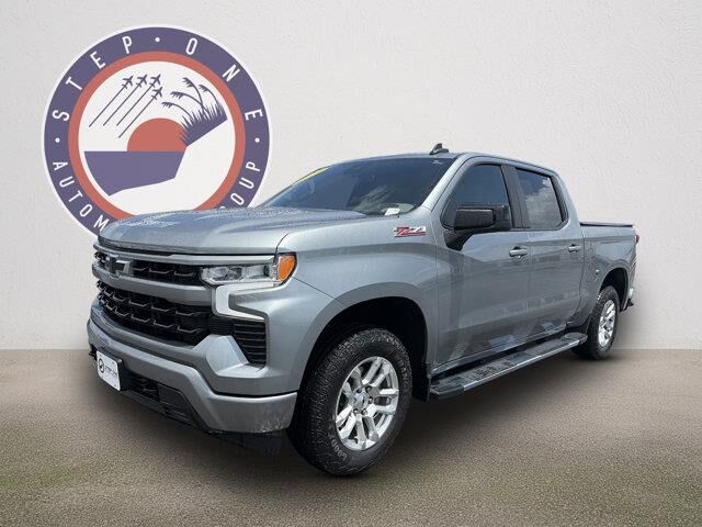 2024 Chevrolet Silverado 1500 RST — photo 1 of 6