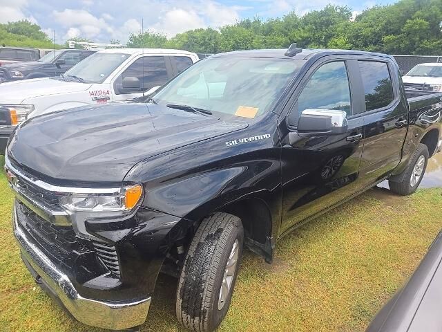 2026 Chevrolet Silverado 1500 LT — photo 1 of 13