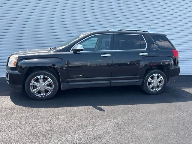 2017 GMC Terrain SLT — photo 1 of 13