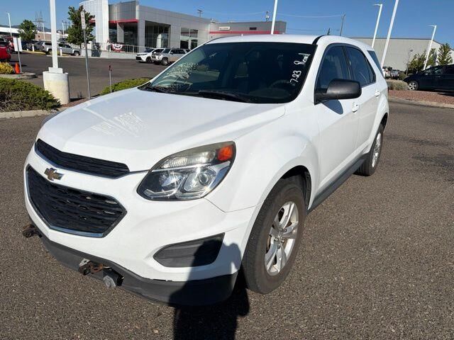 2017 Chevrolet Equinox LS — photo 1 of 13