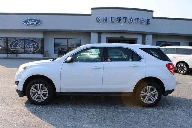 2017 Chevrolet Equinox LS — photo 1 of 27