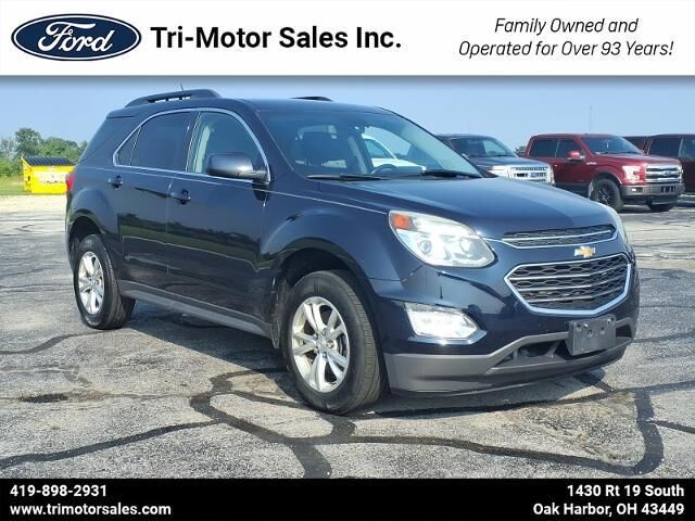 2017 Chevrolet Equinox LT — photo 1 of 13