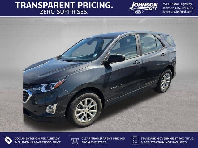 2021 Chevrolet Equinox LS — photo 1 of 26