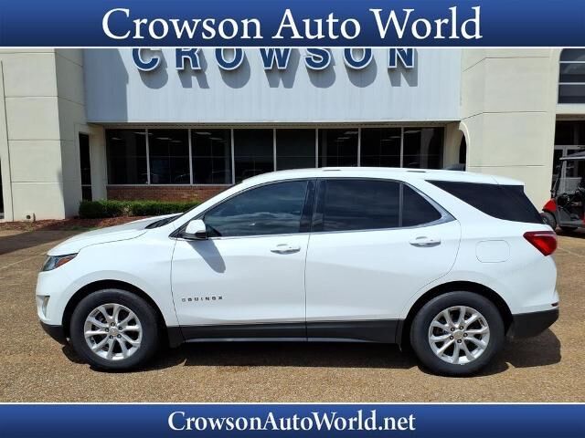 2018 Chevrolet Equinox LT — photo 1 of 26