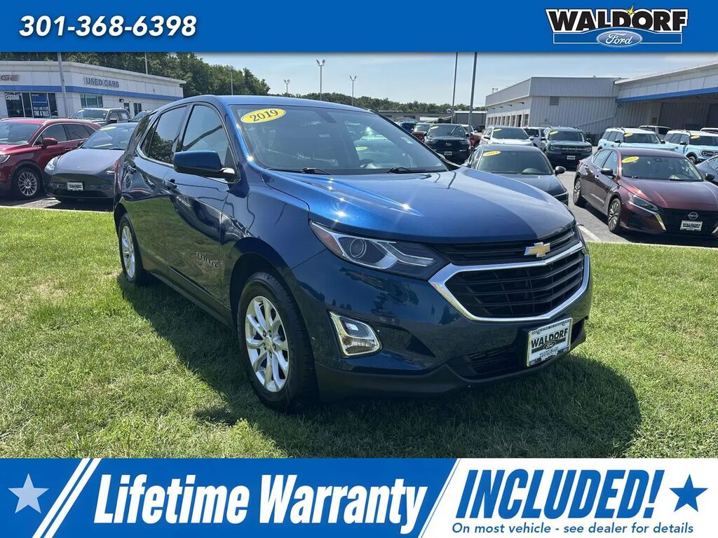 2019 Chevrolet Equinox LT — photo 1 of 26