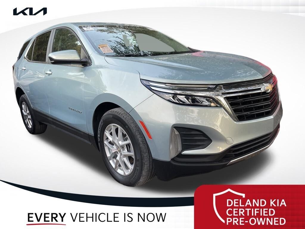 2022 Chevrolet Equinox LT — photo 1 of 13