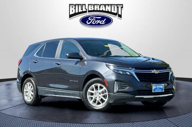 2022 Chevrolet Equinox LT — photo 1 of 39