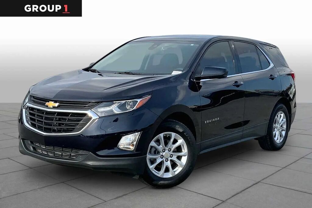 2020 Chevrolet Equinox LT — photo 1 of 12