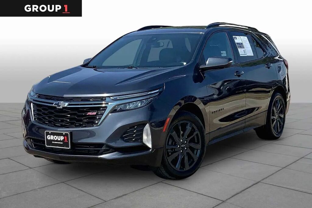 2022 Chevrolet Equinox RS — photo 1 of 13
