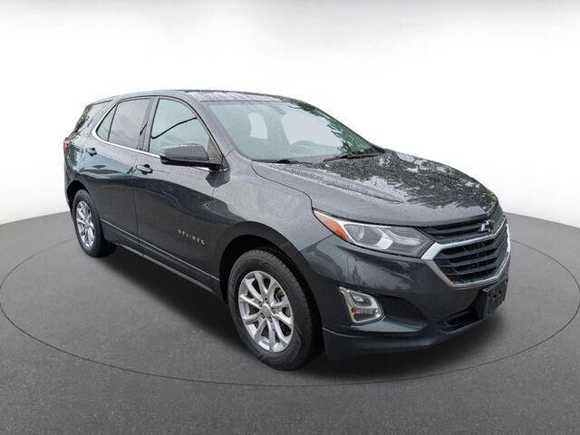 2018 Chevrolet Equinox LT — photo 1 of 13
