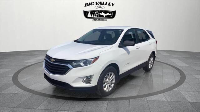 2021 Chevrolet Equinox LS — photo 1 of 26