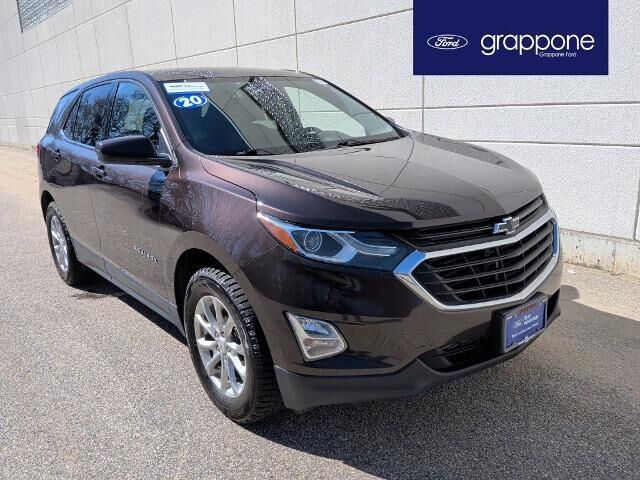 2020 Chevrolet Equinox LT — photo 1 of 10