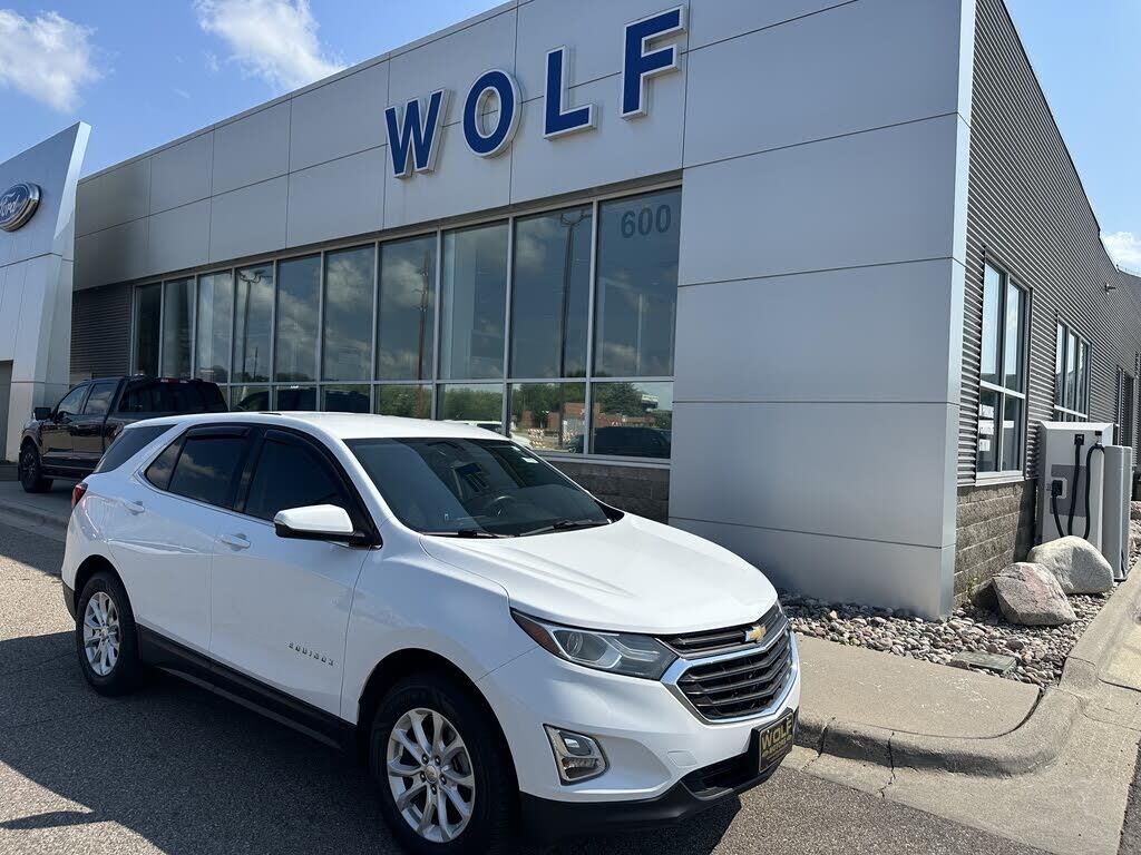 2019 Chevrolet Equinox LT — photo 1 of 2