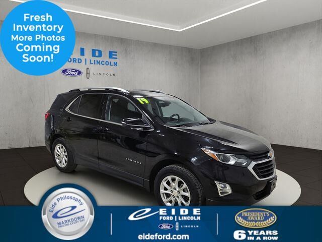 2019 Chevrolet Equinox LT — photo 1 of 26