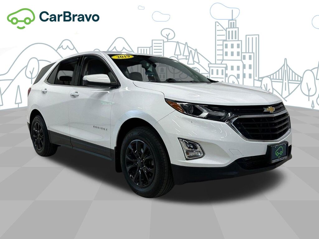 2019 Chevrolet Equinox LT — photo 1 of 6