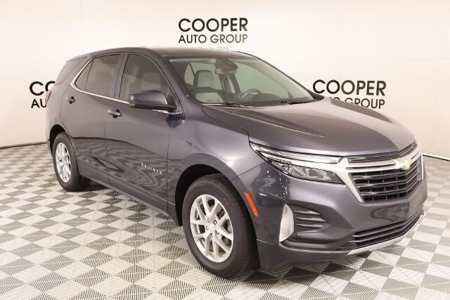 2022 Chevrolet Equinox LT — photo 1 of 13