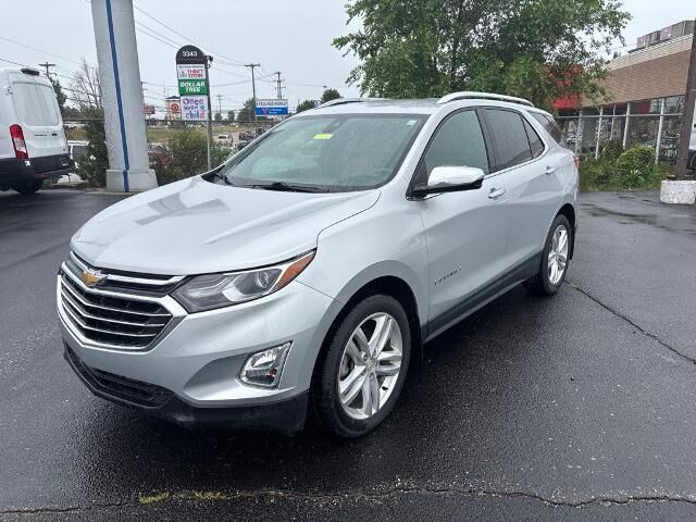 2018 Chevrolet Equinox Premier — photo 1 of 26