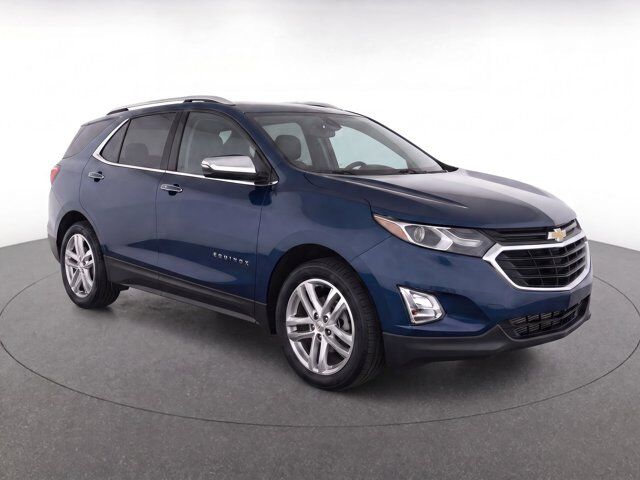 2020 Chevrolet Equinox Premier — photo 1 of 13