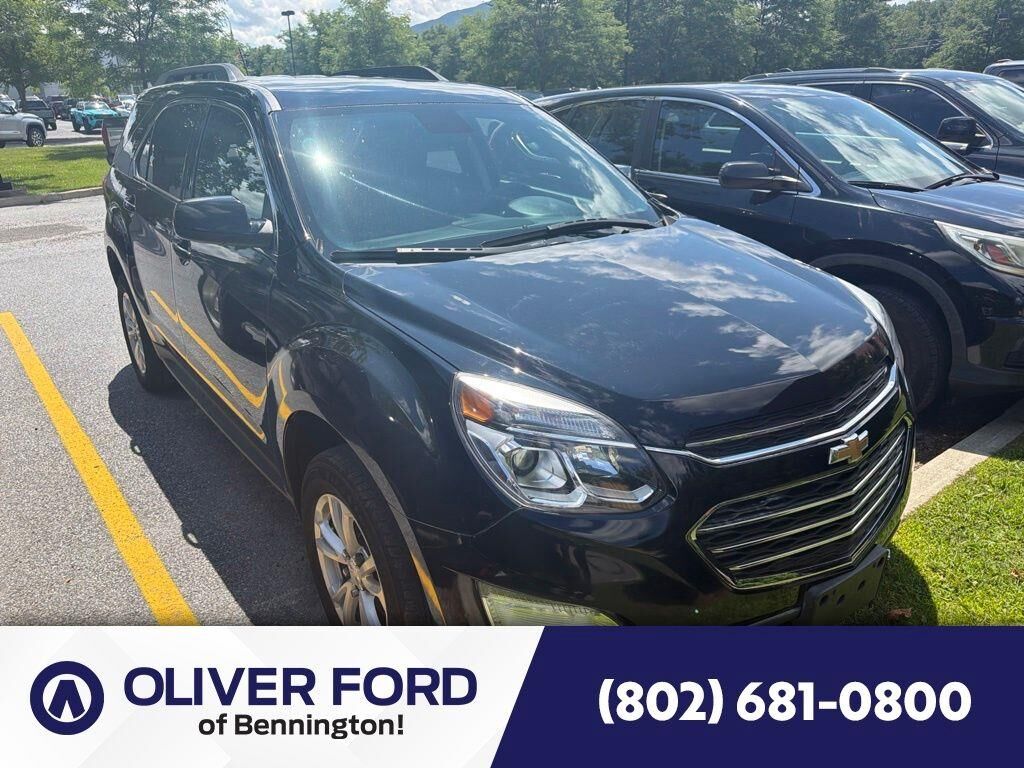 2017 Chevrolet Equinox LT — photo 1 of 3