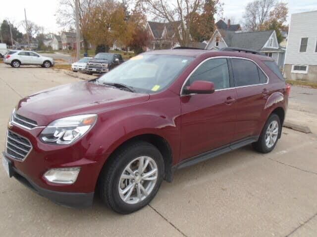 2017 Chevrolet Equinox LT — photo 1 of 1