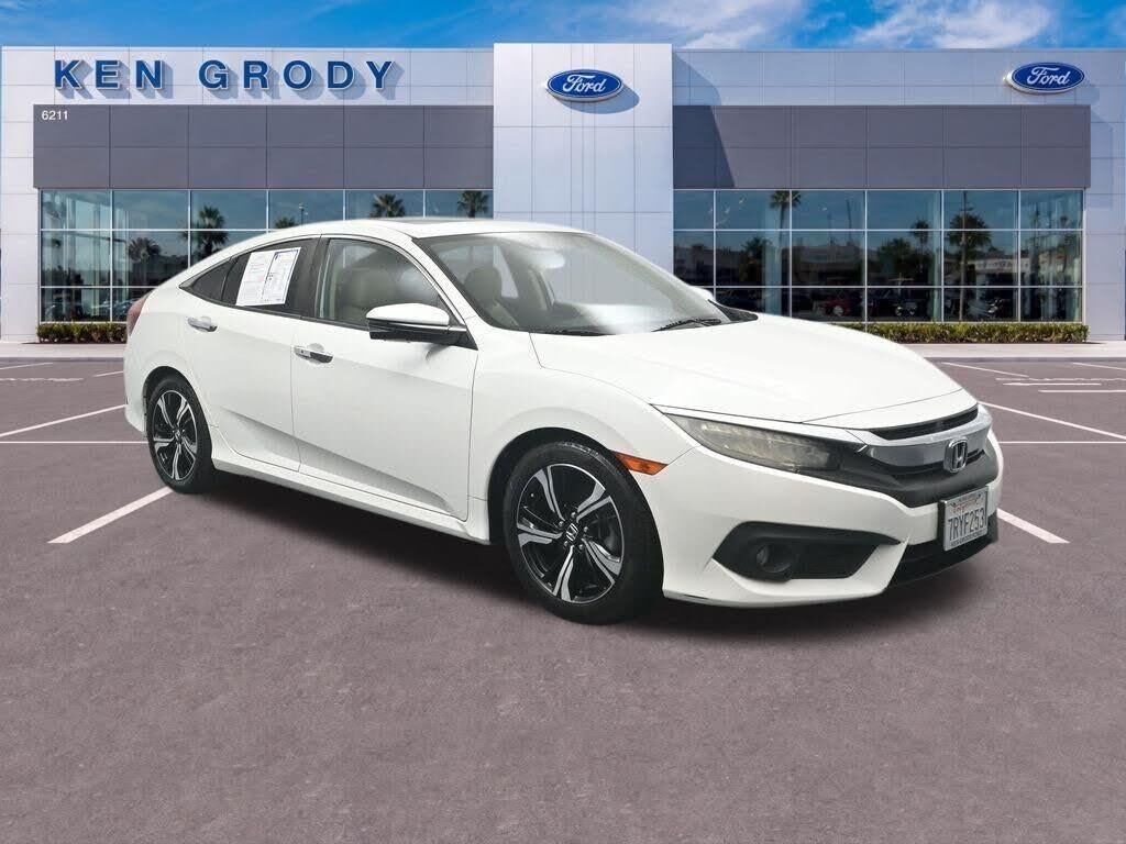2016 Honda Civic Touring — photo 1 of 1